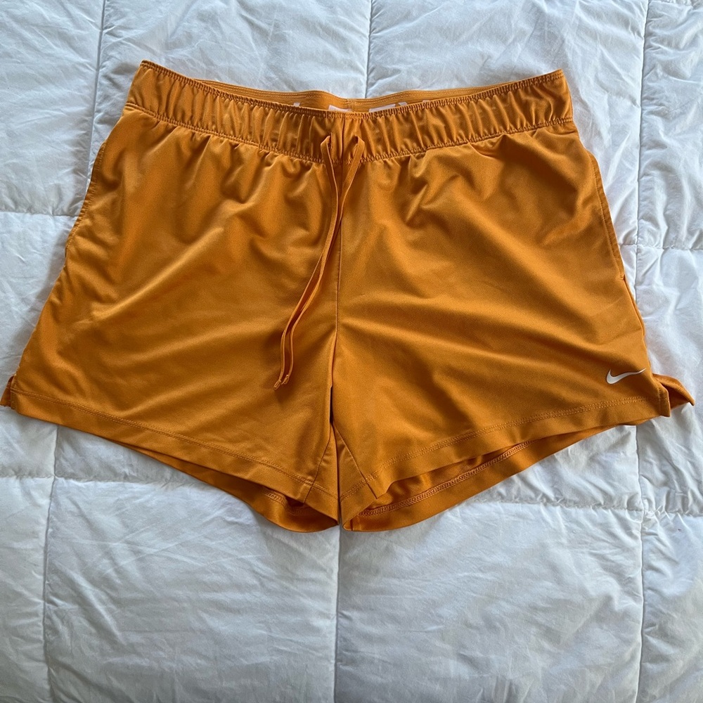 Nike DriFit Shorts Women Size L Orange Mustard Gold - Picture 6 of 6